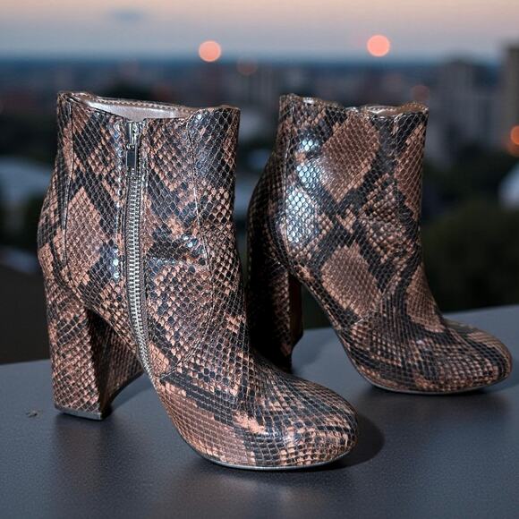 Steve Madden Shoes - Steve Madden Faux Snakeskin ankle boots